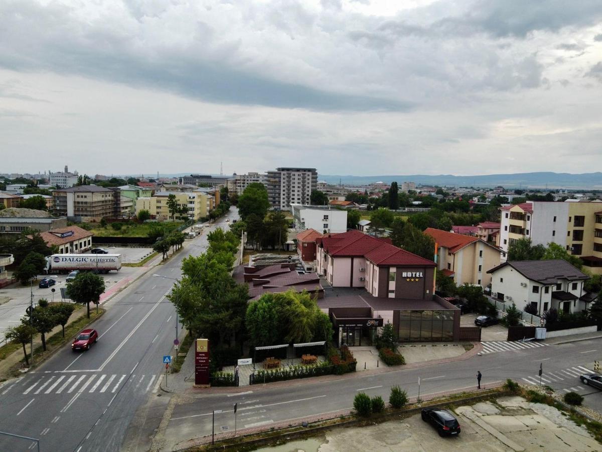 Hotel Solar Focşani Esterno foto